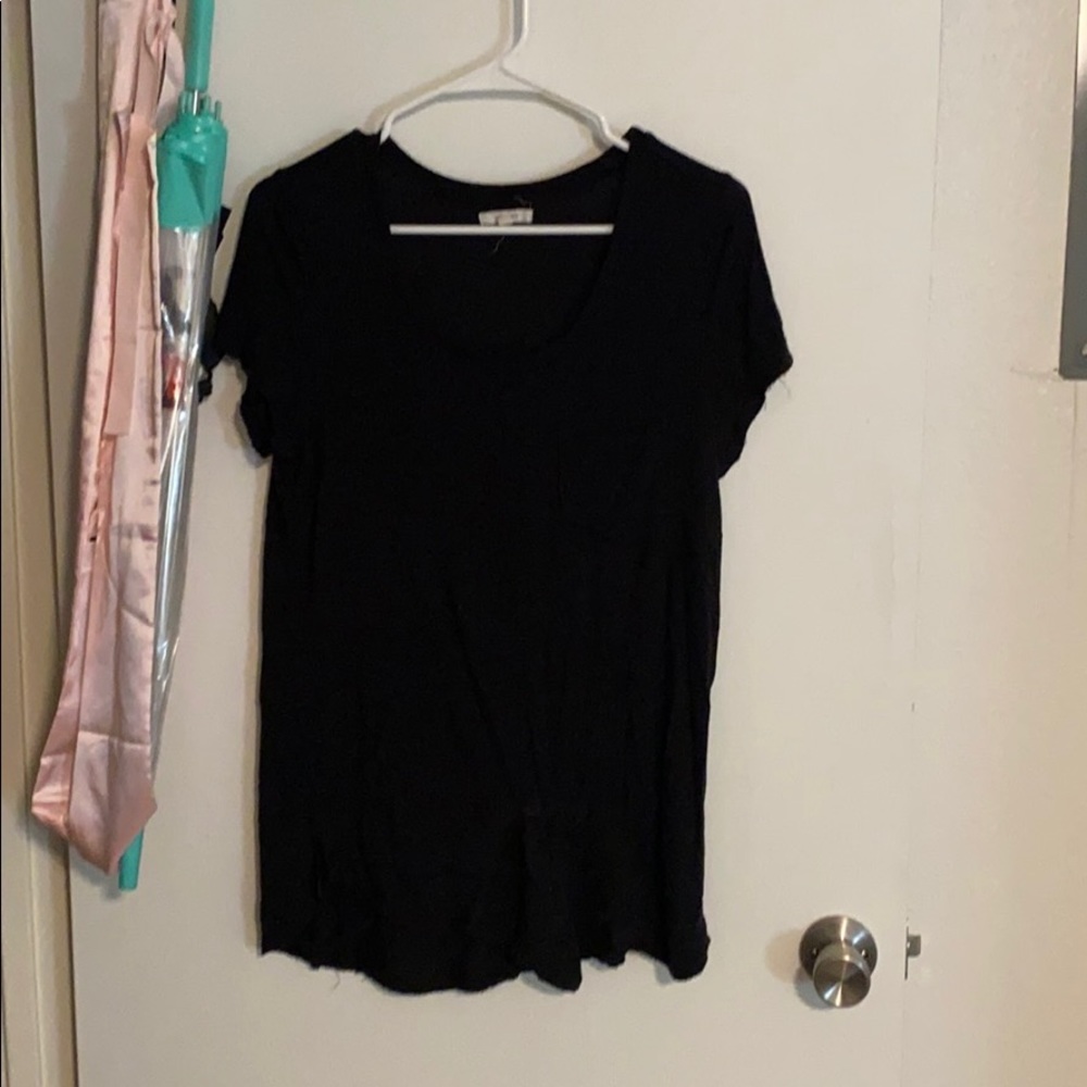 Black T-shirt